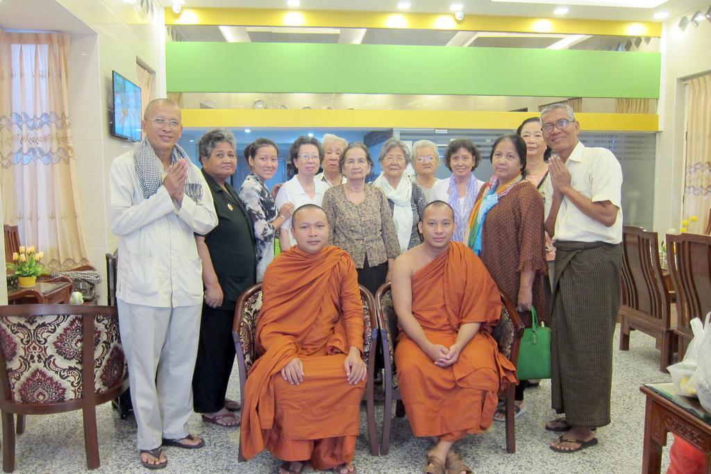 Kaung Myint Hotel Mandalay Luaran gambar