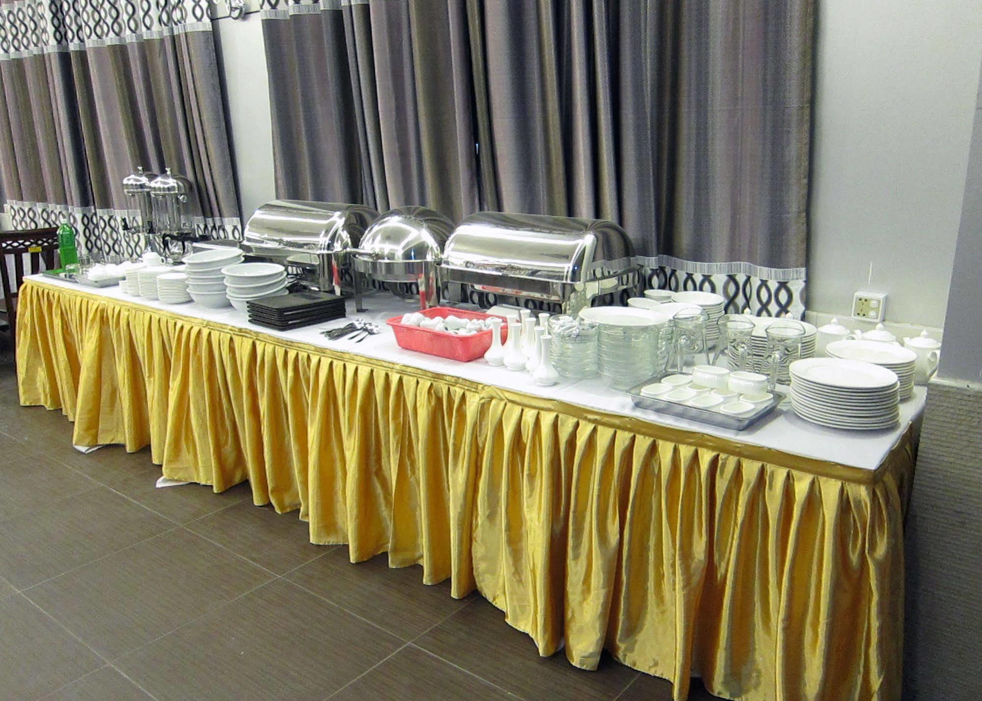Kaung Myint Hotel Mandalay Luaran gambar